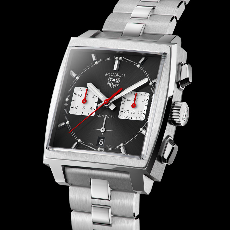 Tagheuer Monaco noir acier sur bracelet acier